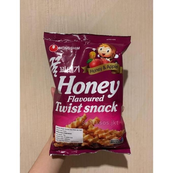 

Nongshim Honey Twist Snack- Honey and Apple Korea
