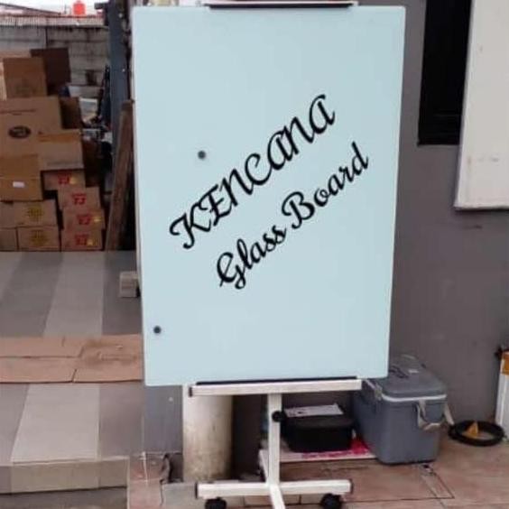 

Flip Chart Glass Board Magnetik Standing Roda 70 100 Cm