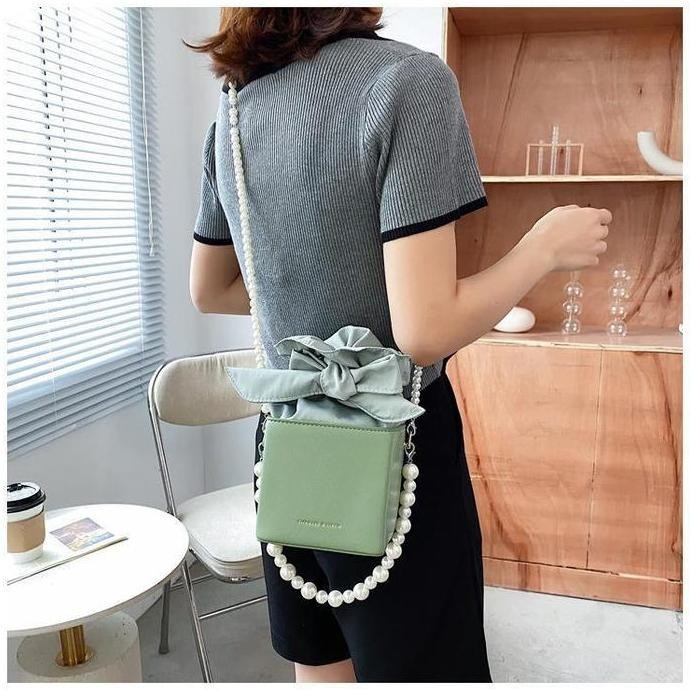18791 TAS KUBUS MINI FASHION SELEMPANG FASHION  Wanita Hitam
