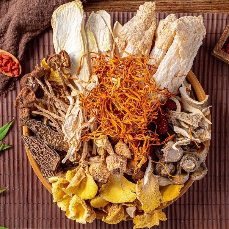 

Paket sup jamur kering 8 jenis jamur 50gram 100 gram