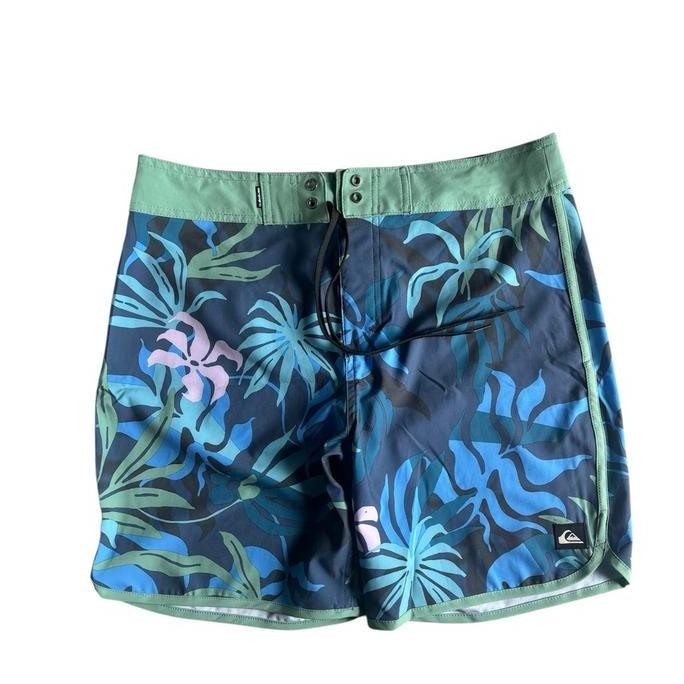 Boardshort Quiksilver original celana pantai celana surfing size 32 33 34 36