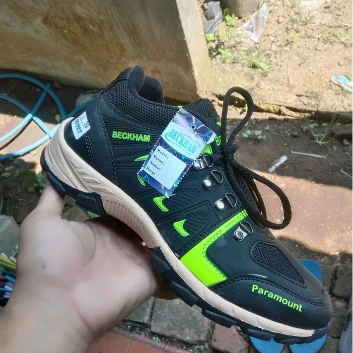 Rs Sepatu Hiking / Sepatu Boots / Sepatu Outdoor Sport Hiking