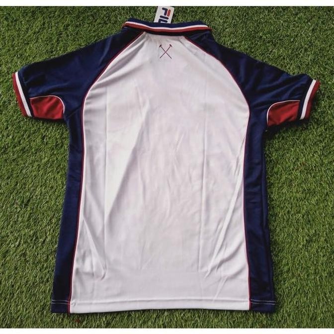 Jersey Retro West Ham Away 1999 Dr Martens Terlaris