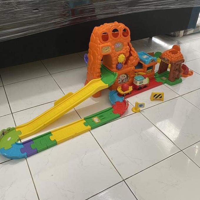 Track vtech toot toot