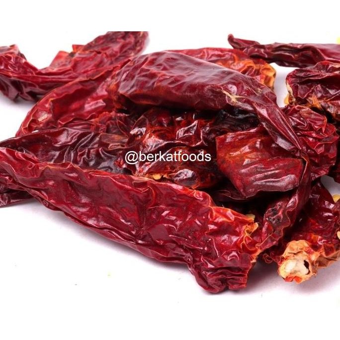 

}}}}}}] Dry Red Curly Chili India 1 Kg / Cabe Keriting Kering Indian / Whole Mirch Chilli Cabai 1KG