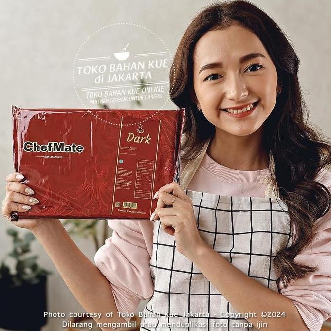 

Chefmate Dark Chocolate Compound 1 kg Coklat Baking Bahan Kue Cake Termurah