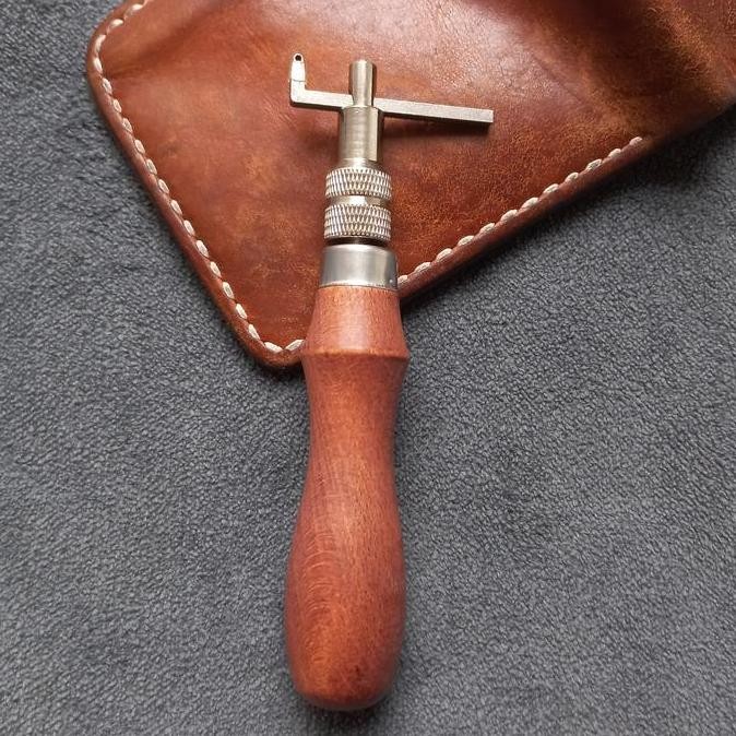 

:<:<:<:<] Adjustable Leather Groover Leathercraft Tools
