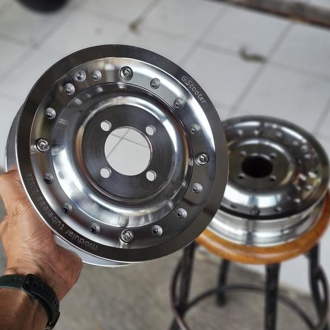 +%+%+%] Velg Ring 8 Tubeless Modular GS Scooter Polish Vespa VBB Kongo Set