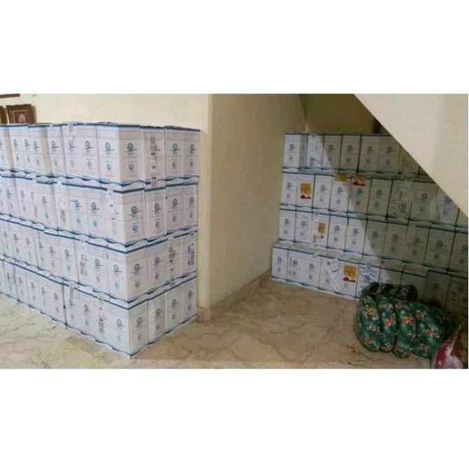 

Air Zam Zam Asli Arab Kemasan Galon 5 Liter 5Liter Oleh Oleh Haji Umrah