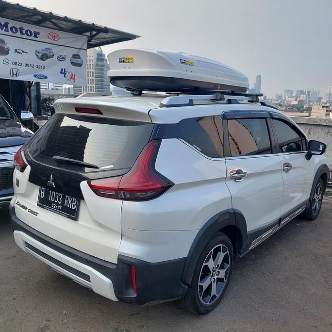 Ready Paket Roof Box Xpander Cross + Cross Bar