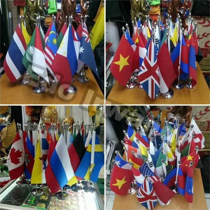 

Tiang Bendera Meja Stenlis Kuningan Besar dan Bendera Meja murah