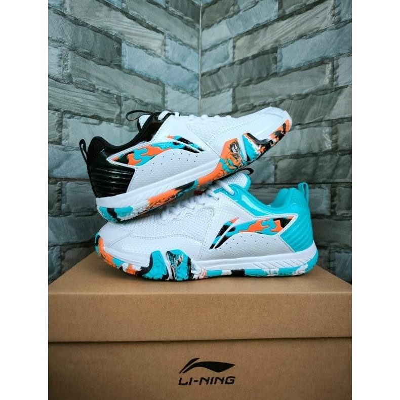 SEPATU BADMINTON LINING SAGA LITE 9 Terbaru  FREE KAOS KAKI sepatu olahraga li-ning Saga Lite X seri