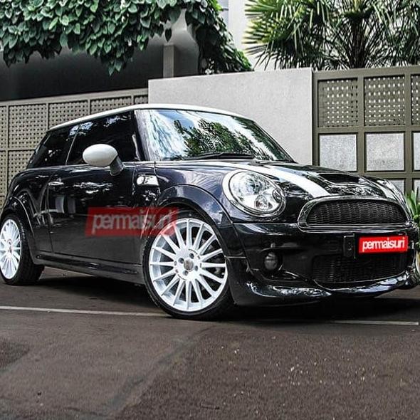 OZ RACING SUPERTURISMO WRC R18X7 ET42 - 4X100 WHITEVELG MOBIL ORI