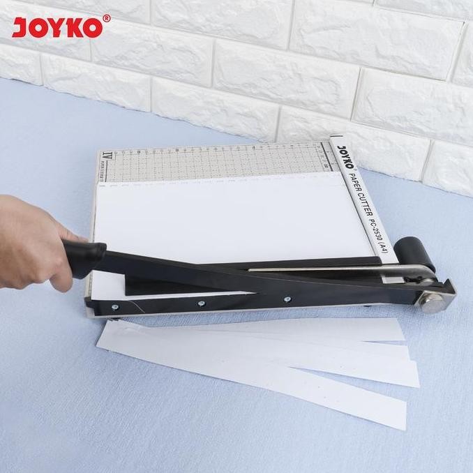 

Pemotong Kertas Paper Cutter Joyko Kualitas Terbaik Harga Termurah