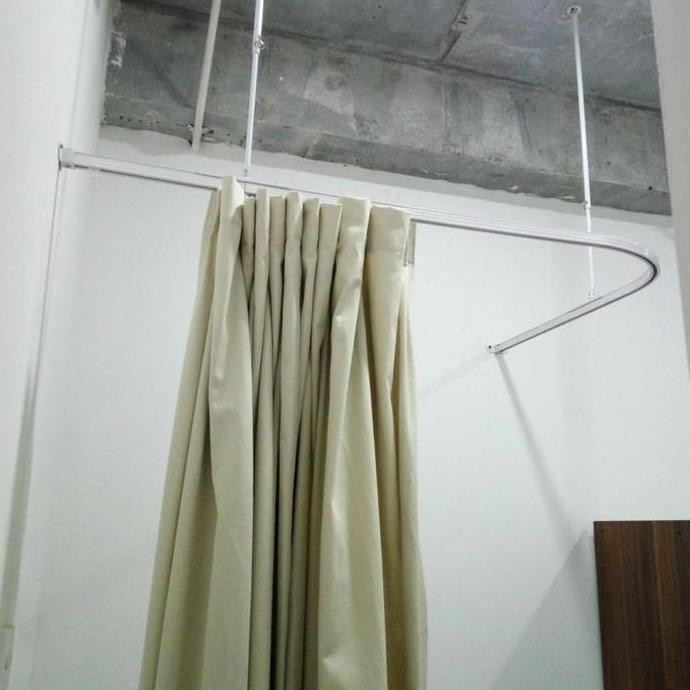 Paket rel gorden kamar ganti fitting room