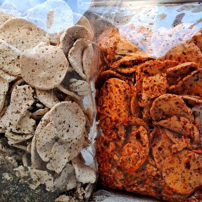 

Paket Basreng Pipih Premium Bundling 500gr ORI + 500gr Pedas Daun Jeruk Food Snacks Cemilan Cemilan Goreng Asin