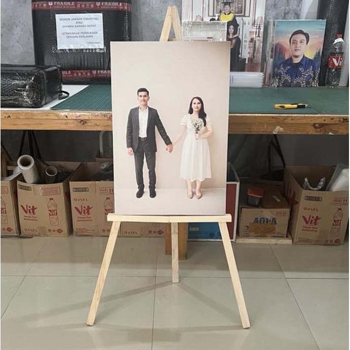 

Easel / Stand Kayu / Tripod Kayu Untuk Foto