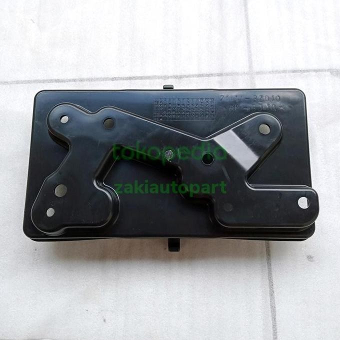 Tatakan Aki  Mobil Avanza ,Xenia Rush