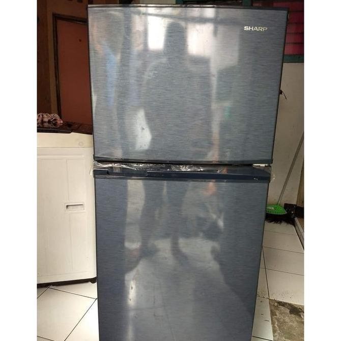 Kulkas 2 Pintu Sharp 196 ND No Frost HS