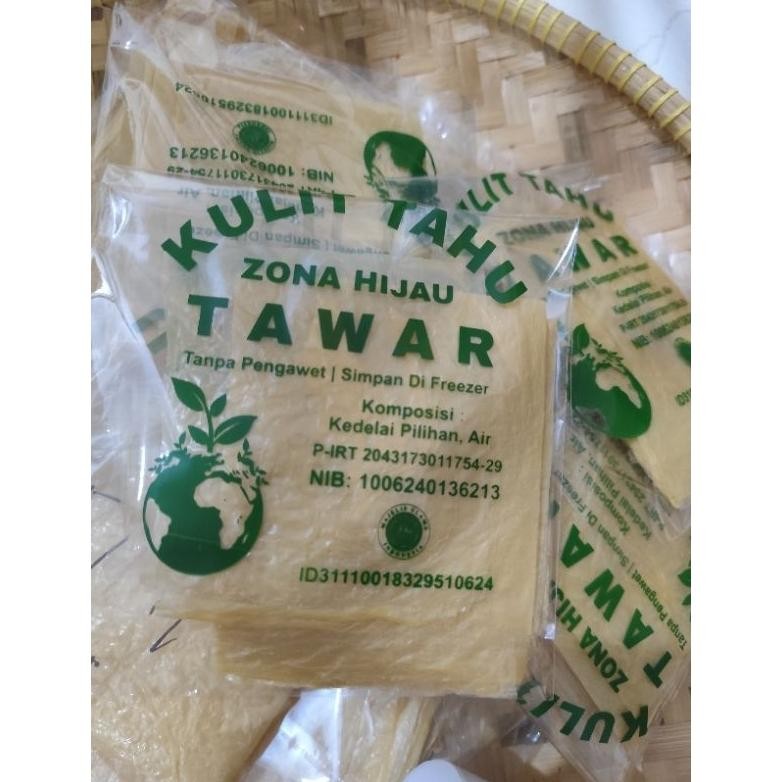 

Kulit Tahu Tawar 12x12 Cm Isi 50 Lbr Tanpa Pengawet aSt