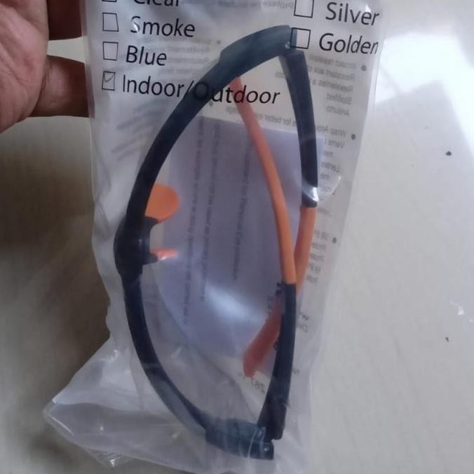 Kacamata Safety Krisbow Indoor Outdoor Anti Gores & Ringan