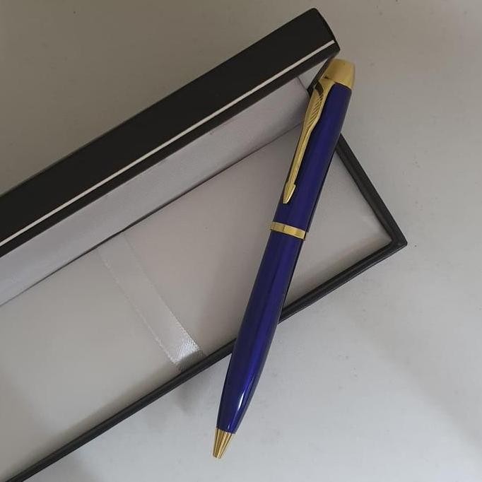 

Pulpen Free Grafir Nama Warna Biru Klip Emas Eksklusif Dengan Box