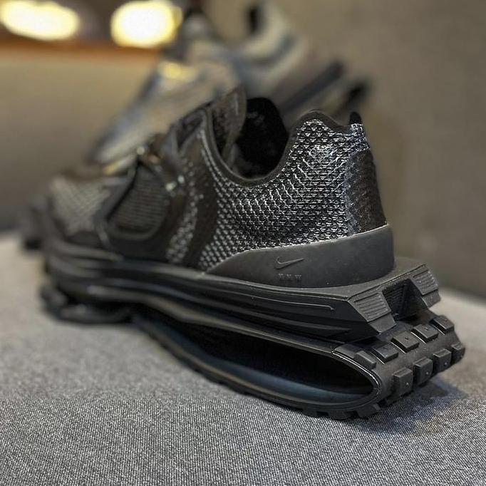 Grosir Nike Zoom 004 Mmw Black (Not Yeezy Sacai Vaporwaffle Air Max Travis) - 100% Authentic Origina