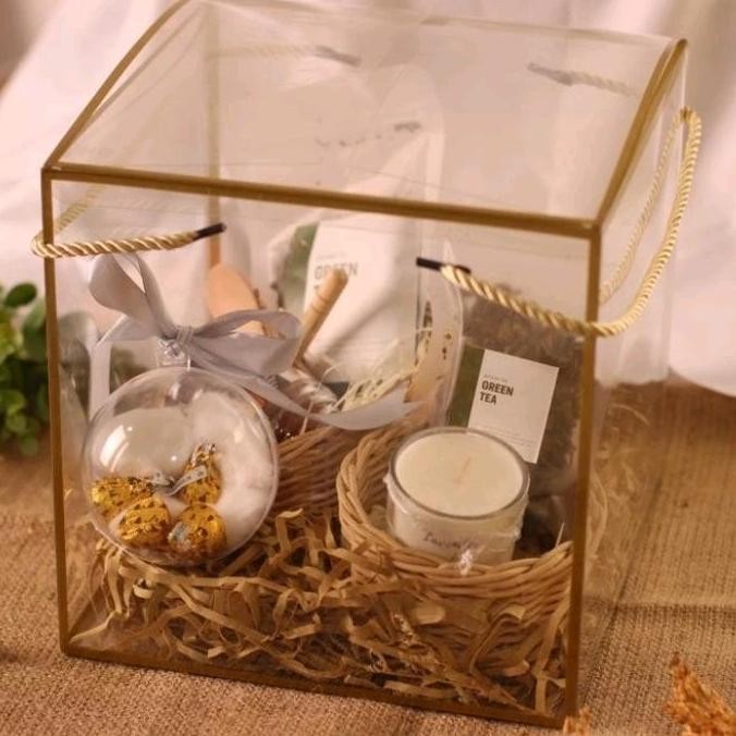 

Ready Tea Hamper Souvenir Natal Christmas Tahun Baru Aurora Hampers