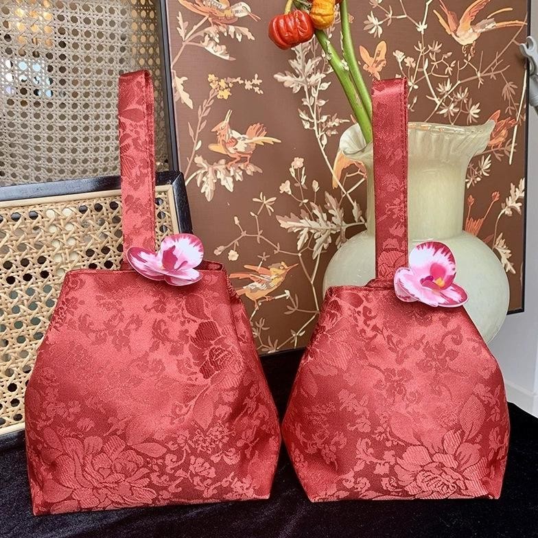 

NEW - Goodie bag tas hanjatan / tas pouch bag hampers natal / imlek / lebaran aSt