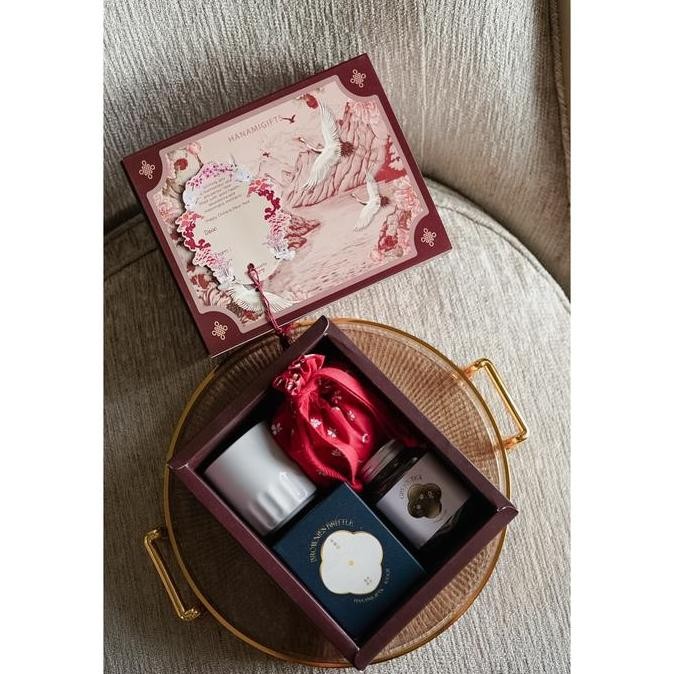 

Ready Flamingo Hampers Imlek Sincia Cookies Paket CNY 2025 Kado Teh Imlek