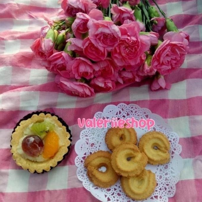 

Butter Cookies Vanilla 250gr - Roti Jadul Gelora Jatinegara Asli Stok Terbatas