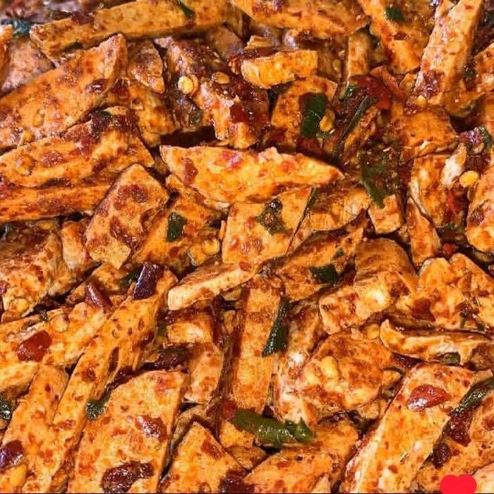 

CCF 80gr BASRENG PEDAS DAUN JERUK MANTAP 80gr Keripik Snacks Kering Goreng Food