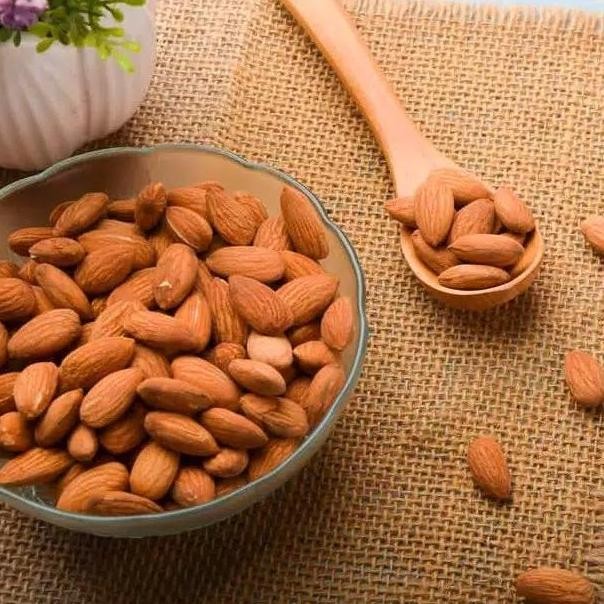 

1 Kg Kacang Almond Panggang Kupas Natural Premium Blue Diamond /Varian Pasti Ori