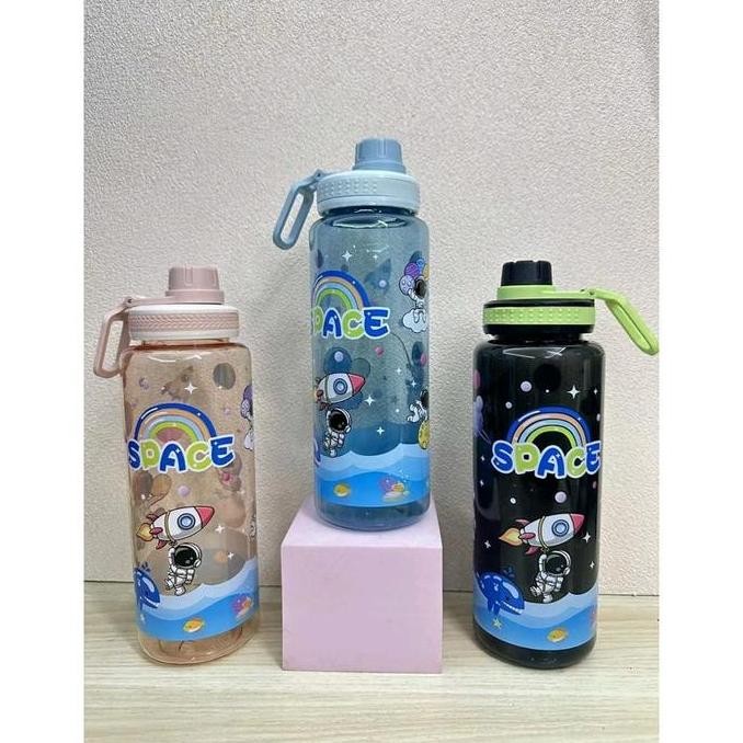 Botol Minum Anak Motif Astronot 750Ml / Botol Minum Space 750Ml