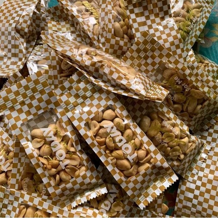 

FF kacang bawang premium sachet 25gr Asin gurih manis Camilan Food Snacks Goreng Makanan Cemilan