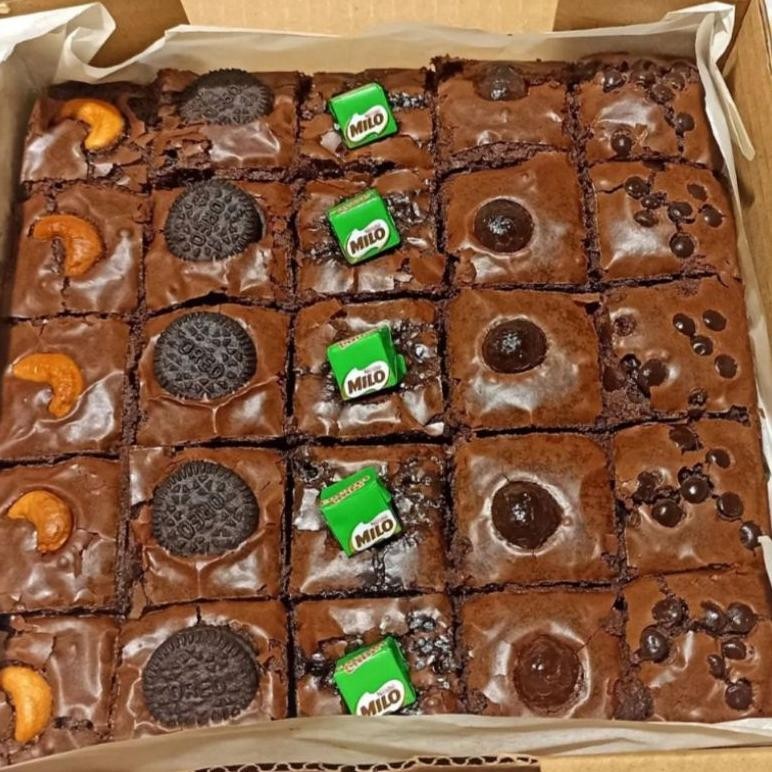 

Hampers Brownies panggang coklatnya premium