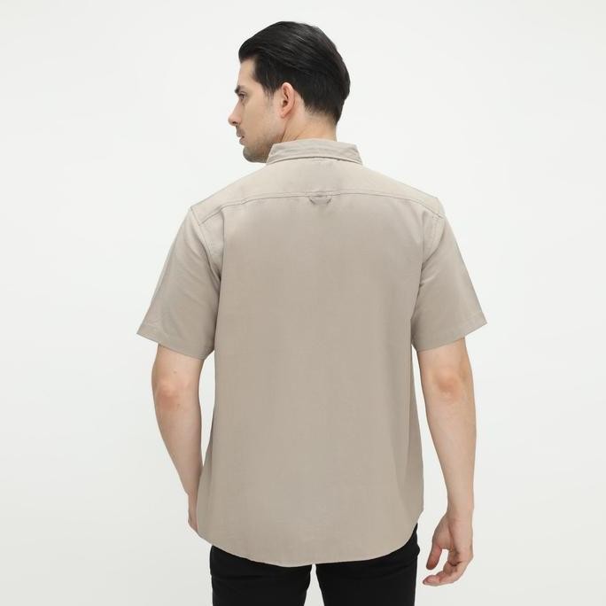 Code Male - Brave Kemeja Pria Pendek Stone Basic Slimfit