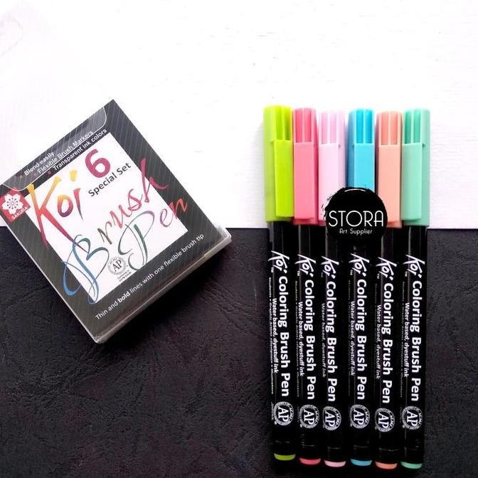 

Sakura Koi Coloring Brush Pen Set 6 Color Pastel Kuas Calligraphy