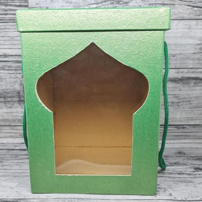 

Hard Box tali / kotak kue kering 16x16x25cm / 3 toples bulat tumpuk