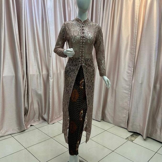 Kebaya Ibu besan Pengantin IS