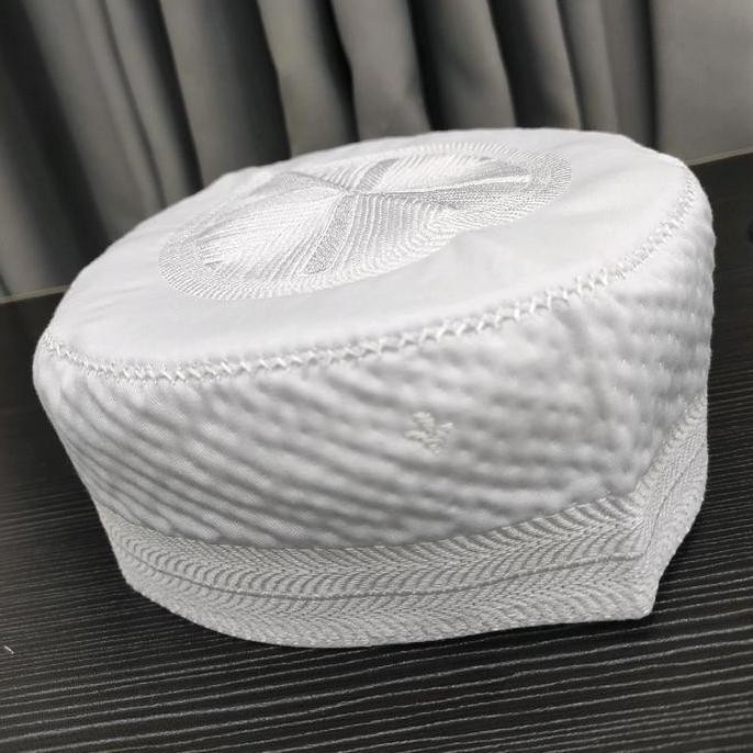 PECI MADINAH BUGIS ORI KOPYAH HAJI SONGKOK PUTIH