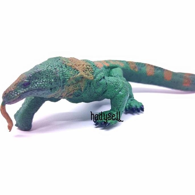 Mainan Komodo Hijau