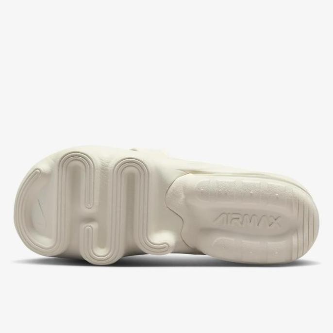 Sandal Wanita Nike Air Max Koko Sail Black