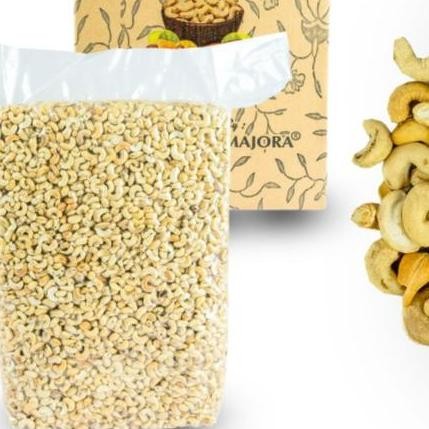 

Kacang Mede Mentah Utuh Dw Super 1kg-Sulawesi Cashew Mente