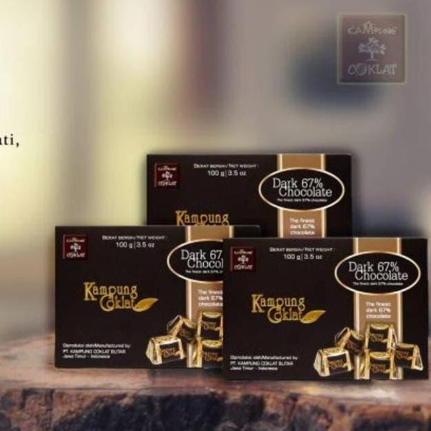

Dark 67% Chocolate`cubes - boks 100.gr GuSant (Kampung Coklat Blitar)