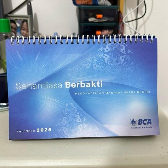 

Kalender Meja Tahun 2025 Kalender Meja 2025 Hitam Putih Kertas Co