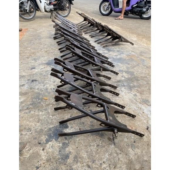 sambungan rangka gl100 / ekor gl100 / buntutan gl100 / rangka belakang gl100