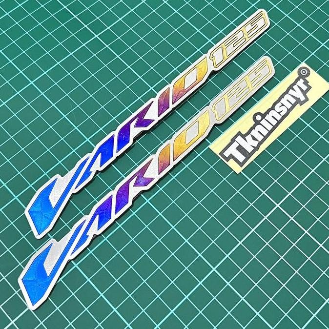 Emblem Titanium Vario 125/150 Sepasang Idling Stop Vietnam