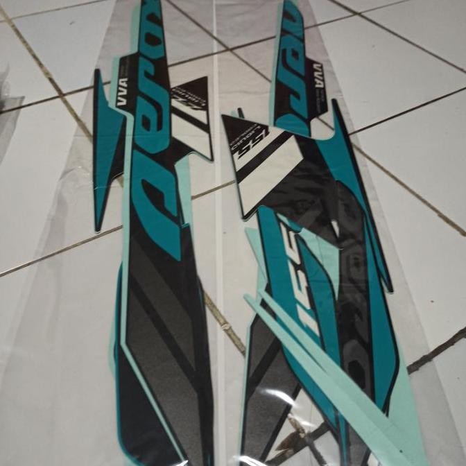 Striping Stiker yamaha Aerox connected matte black cyan 2021