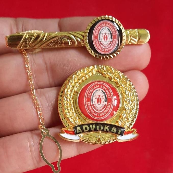 ready PIN ADVOKAT FERARI dan jepit dasi FERARI